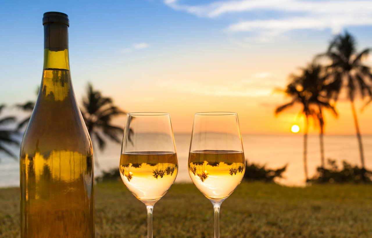 How the Florida Keys' Dining Scene Drives Luxury Real Estate Decisions on Duck Key