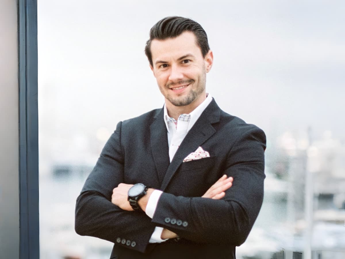 Investing a Year in Training a Virtual Assistant Can Break Real Estate Agents' Growth Ceiling
