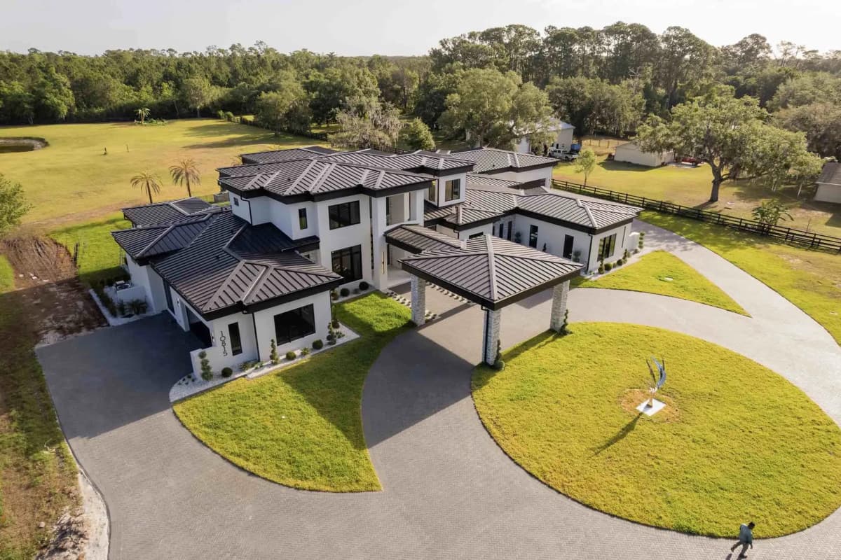 Ballard Custom Homes Expands to Vero Beach, Florida