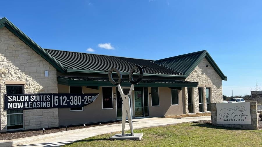 Hill Country Salon Suites Offers July 2024 Move-In Specials to Empower Beauty Entrepreneurs