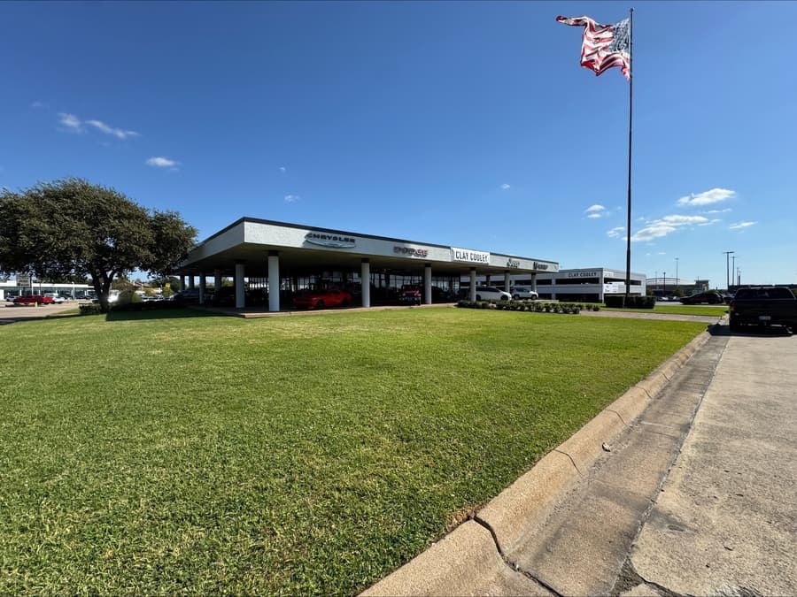 Clay Cooley Auto Group Expands with Acquisition of Arlington Dealership